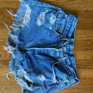 Vintage Levi’s shorts